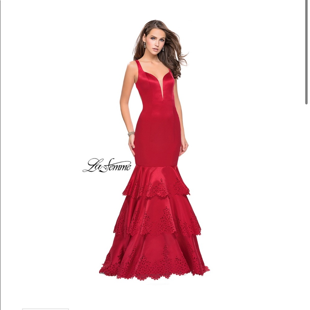 NWT LaFemme Style 25749